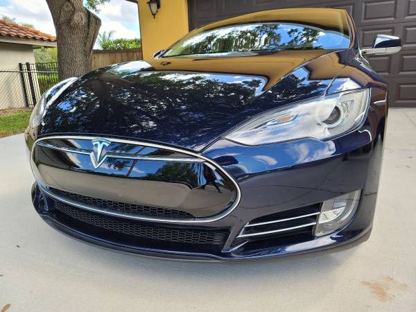 2013 Tesla Model S 85 Sedan - Panorama Sunroof - Only 56K Low Miles... for sale in Orlando, FL – photo 4