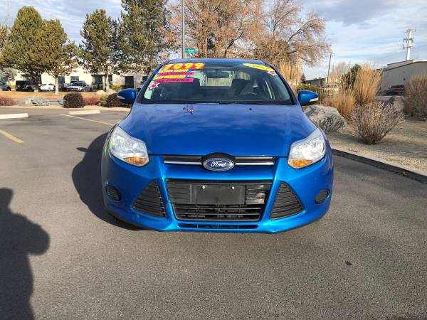 2013 Ford Focus SE-81k, FULL POWER, SATELLITE RADIO, AUTO, GREAT... for sale in Sparks, NV – photo 2