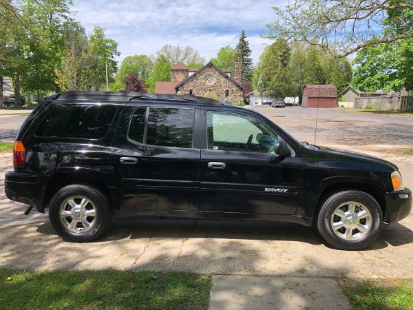 2004 GMC ENVOY XL 4X4 THIRD ROW...FINANCING OPTIONS AVAILABLE!! for sale in Holly, OH – photo 4