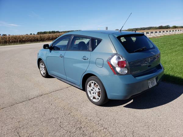 *** 2009 Pontiac Vibe 2.4 FWD *** VERY RARE COLOR !!! for sale in Deerfield, WI – photo 7