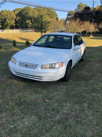 1997 Toyota Camry LE! 178k miles! 1800$! for sale in Lawrenceville, GA – photo 2