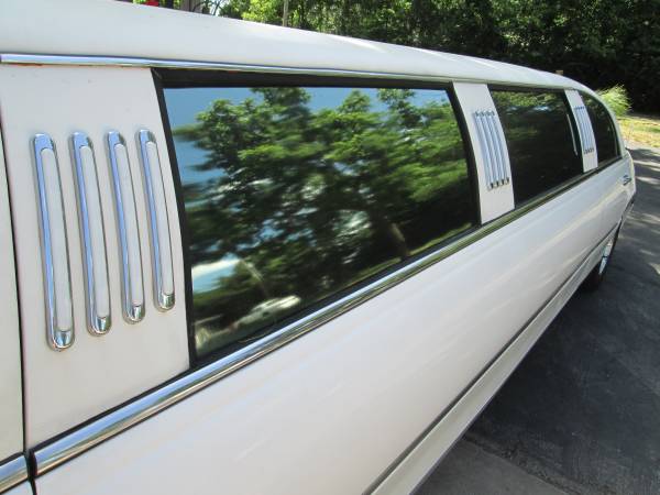 1998 Lincoln Town Car Limo for sale in Tecumseh, KS – photo 7