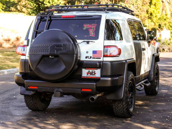 2014 Toyota FJ Cruise 4x4 CUSTOMIZED with Convenience & Off Road... for sale in Pasadena, CA – photo 10