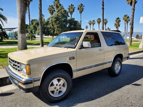 Restored 1985 Chevy Blazer - Runs Fantastic - Many New for sale in Santa Monica, CA – photo 19