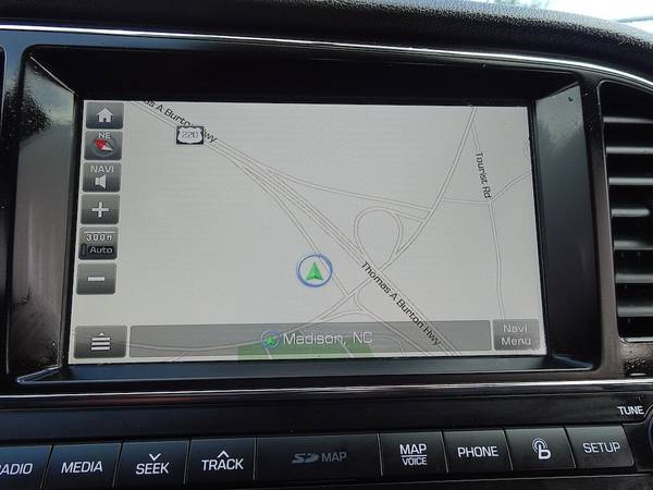 Hyundai Elantra Limited Sunroof Navigation Apple Carplay Cheap Cars for sale in Greensboro, NC – photo 10