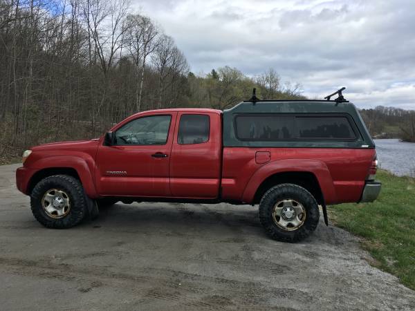 2011 Toyota Tacoma 4x4 6cyl 6sp for sale in South Barre, VT – photo 2
