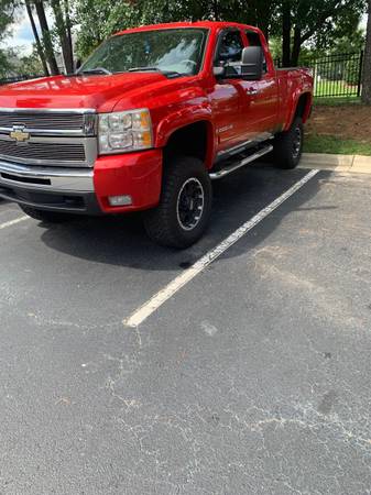 2007 Chevy Duramax 2500hd ltz - cars & trucks - by owner - vehicle... for sale in Fayetteville, NC – photo 2
