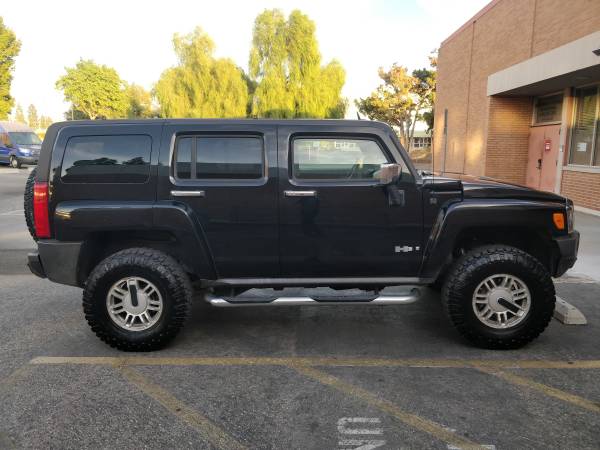 2006 Hummer H3, Manual, Locking Diff - cars & trucks - by owner -... for sale in Northridge, CA – photo 4