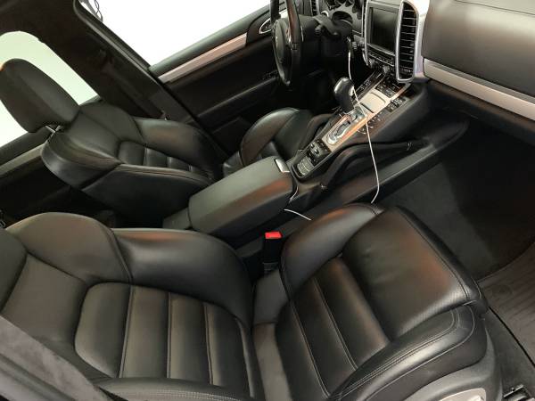 2013 Porsche Cayenne Turbo - cars & trucks - by owner - vehicle... for sale in Hinsdale, IL – photo 14