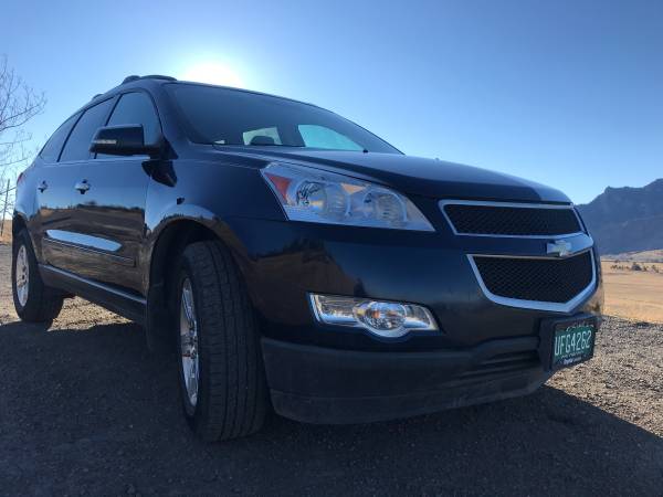 Gorgeous Deep Blue 2012 AWD Chevrolet Traverse LT for sale in Boulder, CO – photo 5