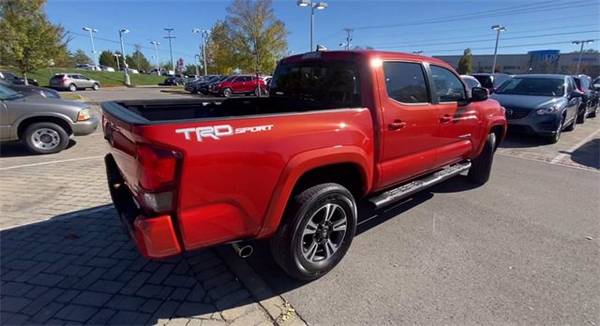 2018 Toyota Tacoma pickup - - by dealer - vehicle for sale in Murfreesboro, TN – photo 9