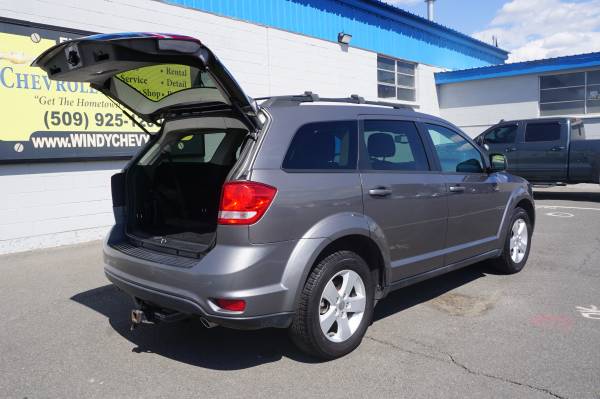 2012 Dodge Journey SXT 3RD ROW/SUNROOF/DVD PLAYER - cars & for sale in Wenatchee, WA – photo 6