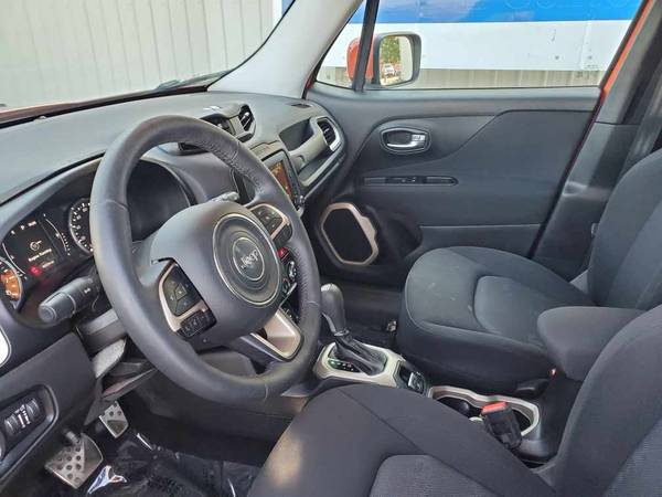 2015 Jeep Renegade for sale in Wisconsin Rapids, WI – photo 12