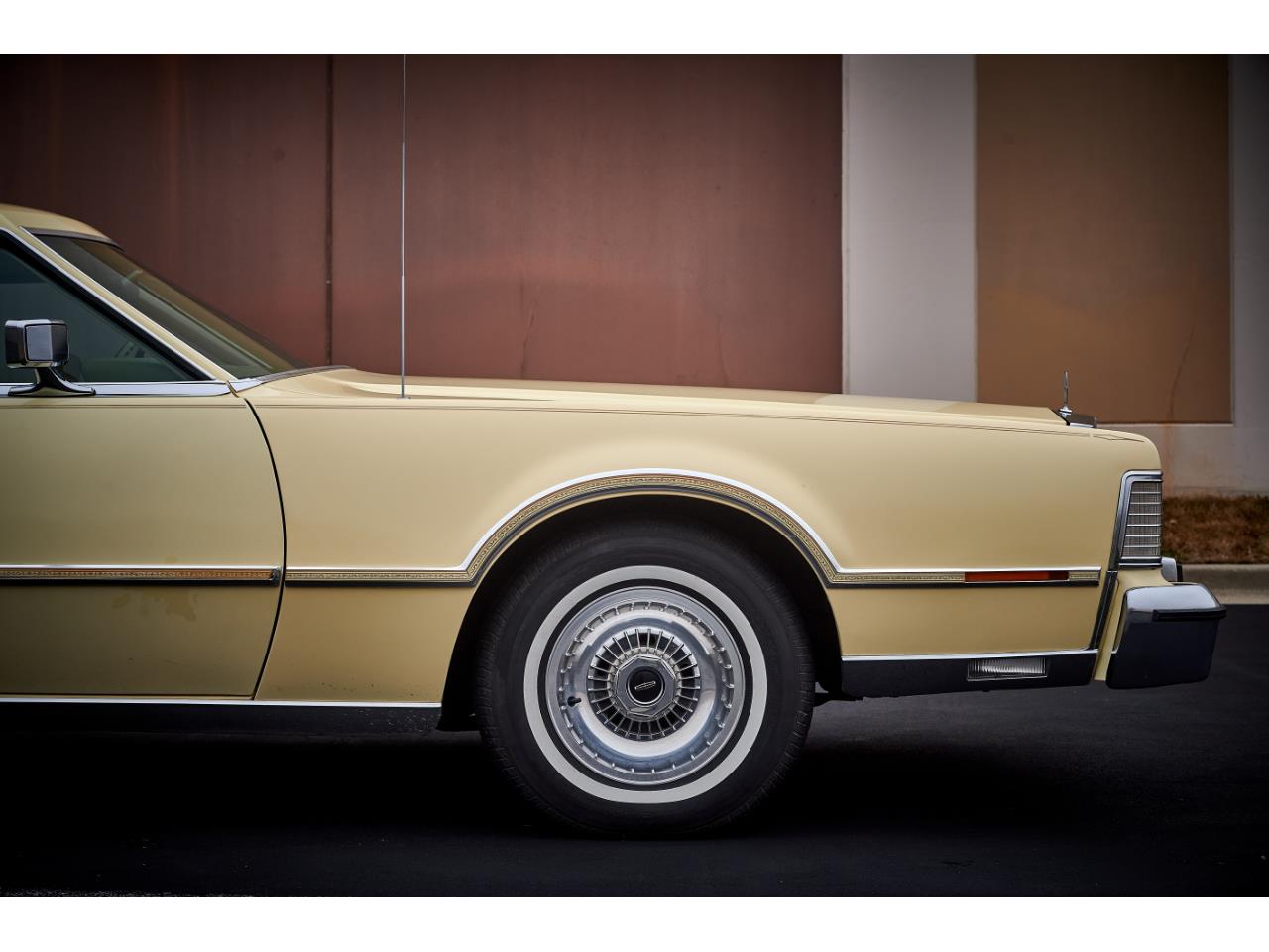 1976 Lincoln Continental for sale in O'Fallon, IL – photo 44