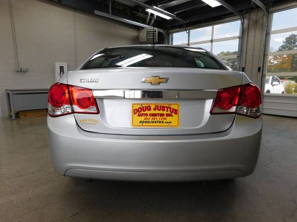 2014 Chevrolet Cruze LS - - by dealer - vehicle for sale in Airport Motor Mile (Alcoa), TN – photo 4