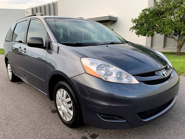 2008 Toyota Sienna LE! Clean! Cold A/C! 2 FL Owners! - cars & trucks... for sale in TAMPA, FL – photo 10