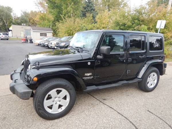 2007 Jeep Wrangler Unlimited Sahara - Easy Financing Available! -... for sale in Oakdale, MN – photo 6
