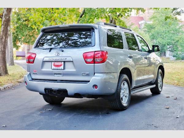 2010 TOYOTA SEQUOIA SR5 - cars & trucks - by dealer - vehicle... for sale in Saint Louis, MO – photo 7
