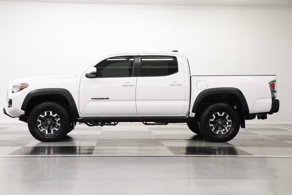 LIKE NEW White TACOMA *2020 Toyota SR5 4WD* Crew Cab... for sale in Clinton, AR – photo 16