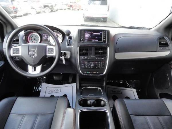 2018 Dodge Grand Caravan GT * MUST SEE!! * CARFAX 1-Owner for sale in GRANDVILLE, MI – photo 15