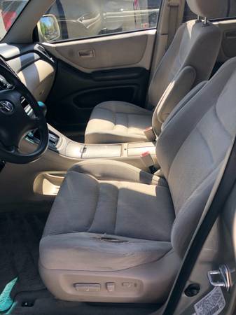 CLEAN Inside and out Toyota Highlander! for sale in Flagstaff, AZ – photo 18