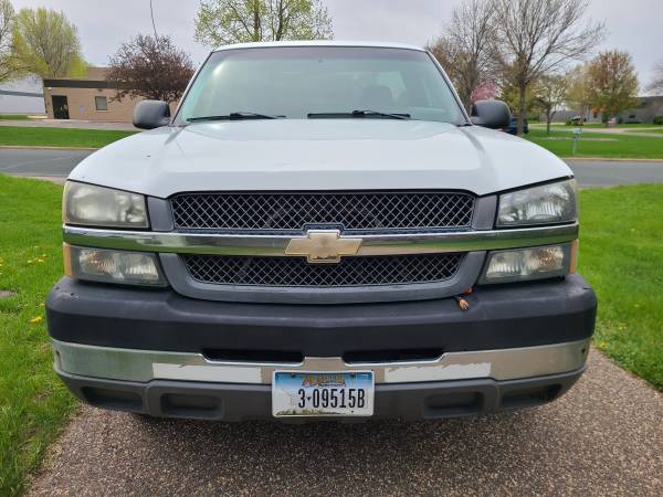 2004 Chevy Silverado 2500HD w/liftgate - - by dealer for sale in Minneapolis, MN – photo 8