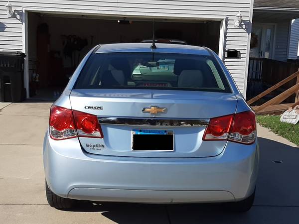 2012 Chevrolet Cruze 2LS, 47,400 miles - cars & trucks - by owner -... for sale in Normal, IL – photo 3