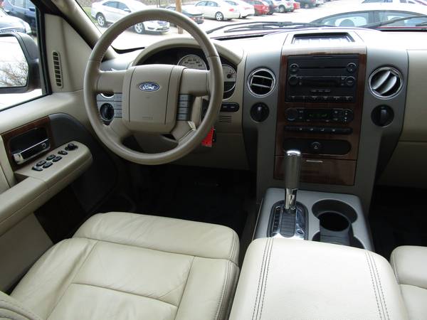 2004 Ford F150 SuperCrew 4x4 Lariat Locally Owned - cars & trucks -... for sale in Cedar Rapids, IA 52402, IA – photo 20