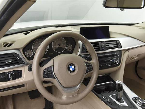 2012 BMW 3 Series 335i Sedan 4D sedan WHITE - FINANCE ONLINE for sale in Las Vegas, NV – photo 2