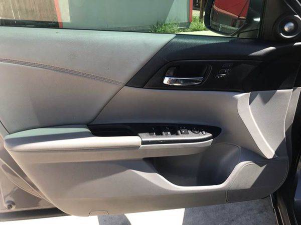 2014 Honda Accord EX L w/Navi 4dr Sedan EVERYONE IS APPROVED! for sale in San Antonio, TX – photo 17