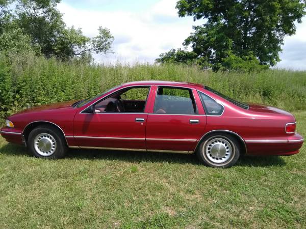 1995 Chevrolet Caprice Classic - cars & trucks - by owner - vehicle... for sale in Milford, NY – photo 3