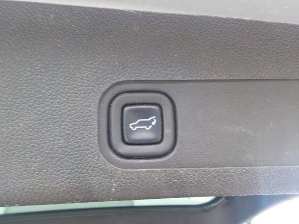 2013 Chevrolet Suburban LTZ 4X4, LEATHER, DVD, NAVI, 3RD ROW SEAT for sale in Virginia Beach, VA – photo 11