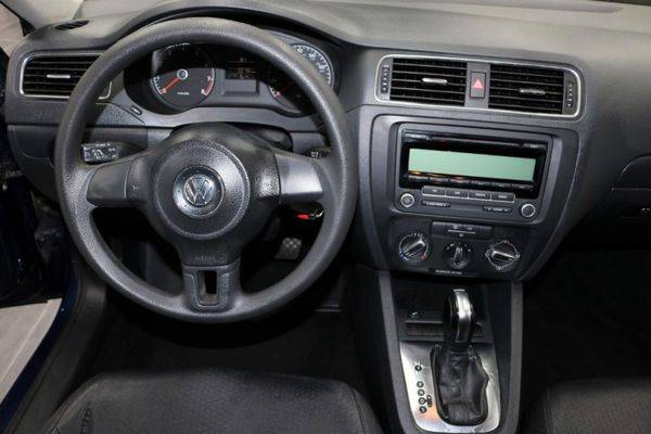 2011 Volkswagen Jetta Sedan 4dr Auto SE PZEV FINANCING OPTIONS!... for sale in Dallas, TX – photo 23