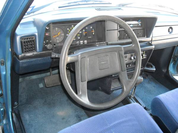 1985 Volvo 240 Excellent Condition for sale in Lewisville, TX – photo 6