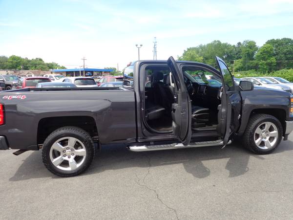 ****2015 CHEVY SILVERADO LT 4DR 1500 4X4-58K-LOADED-LOOKS/RUNS NEW for sale in East Windsor, MA – photo 20