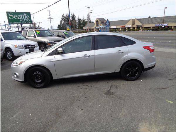 2014 Ford Focus SE Sedan 4D FREE CARFAX ON EVERY VEHICLE! for sale in Lynnwood, WA – photo 4