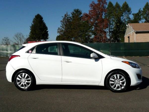 2016 *Hyundai* *Elantra GT* *5dr Hatchback Automatic - cars & trucks... for sale in Springfield, MA – photo 3