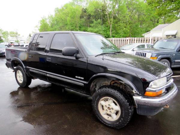 2002 Chevrolet Chevy S-10 Crew Cab 123 WB 4WD LS - 3 DAY SALE! for sale in Merriam, MO – photo 3