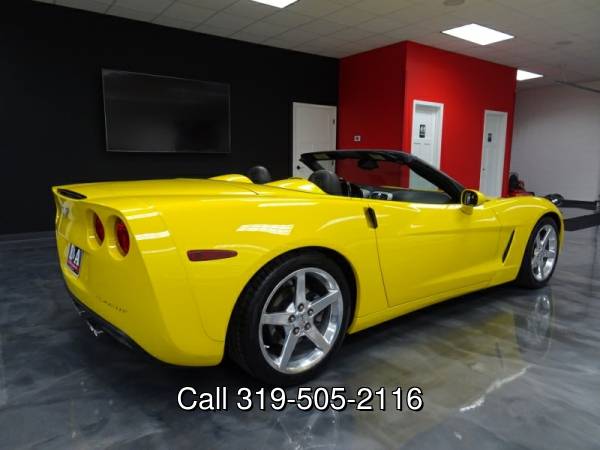 2005 Chevrolet Corvette Convertible - - by dealer for sale in Waterloo, IA – photo 23