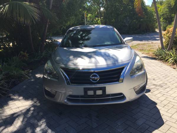 2013 Nissan Altima S - Nice, Loaded with 20" Low Profile Custom Rims... for sale in Cudjoe Key, FL – photo 2