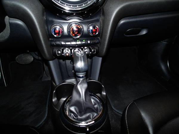 2015 MINI Cooper Hardtop 4 Doors 4D Turbo, 1.5 Liter for sale in Roseville, CA – photo 17
