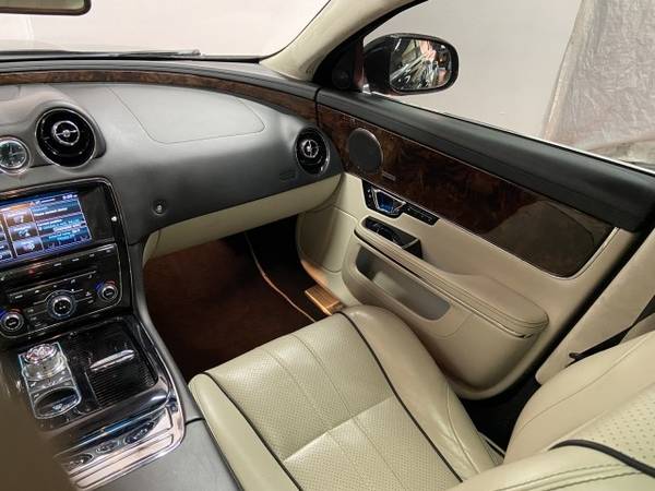 2014 Jaguar XJ 3 0 AWD - 100 Approvals! for sale in Tallmadge, OH – photo 15