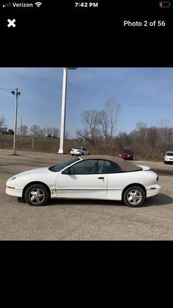 1998 PONTIAC SUNFIRE SE CONVERTIBLE - - by dealer for sale in Inkster, MI – photo 2