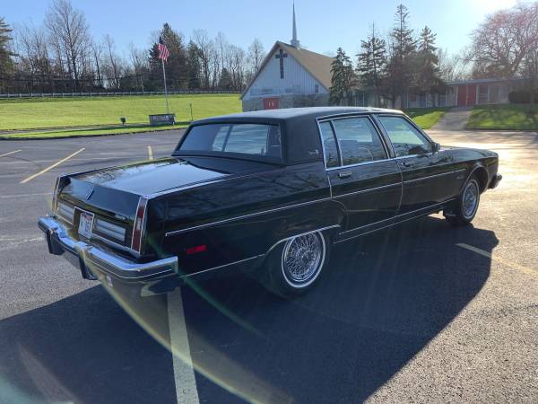 1984 Olds 98 Regency Brougham ** Super Clean * Runs New* - cars &... for sale in Wickliffe, OH – photo 6