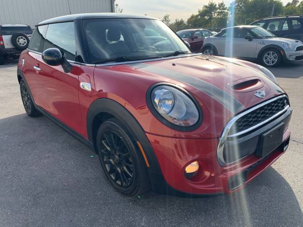 2015 MINI Hardtop Cooper S 53k miles Red 6-Speed Manual - cars & for sale in Jeffersonville, KY – photo 5