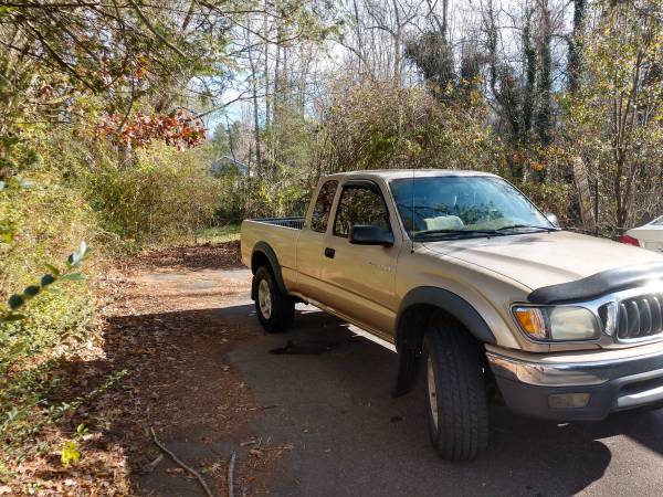 2004 Toyota Tacoma $9000 OBO - cars & trucks - by owner - vehicle... for sale in Asheville, NC – photo 3