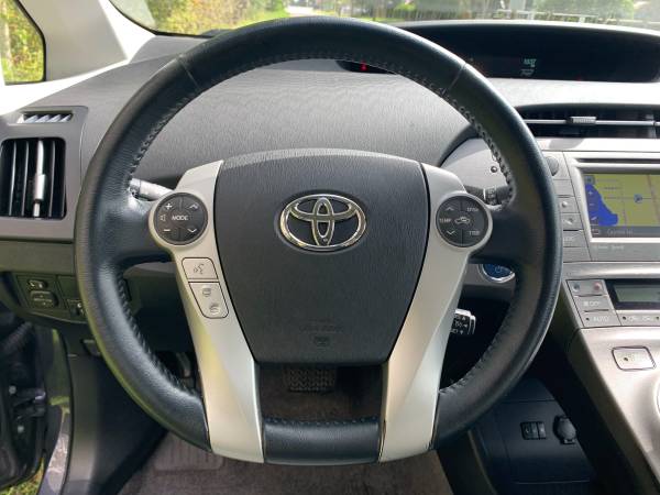 2013 Toyota Prius 4 Hybrid Leather P Seat Navigation Camera JBL -... for sale in Lutz, FL – photo 11