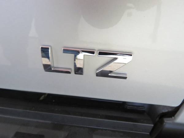 2014 CHEVROLET SILVERADO DOUBLE CAB LTZ HEATED SEATS/POWER SLIDER -... for sale in Sun Prairie, WI – photo 7