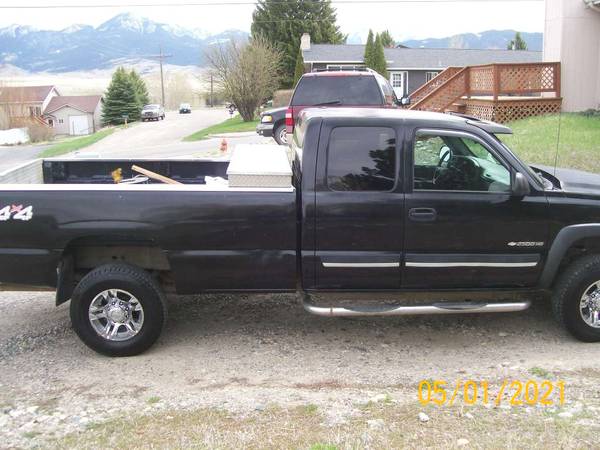 2005 Chevy Silverado 2500 HD Extended Cab LS Pickup 4 Door 8 Foot for sale in LIVINGSTON, MT – photo 6
