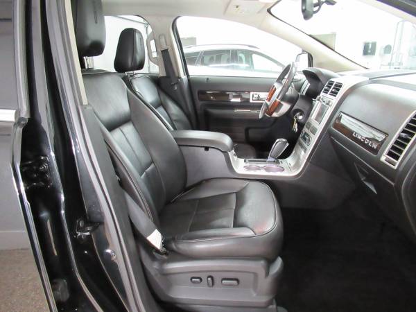 2010 Lincoln MKX AWD - cars & trucks - by dealer - vehicle... for sale in Hudsonville, MI – photo 20